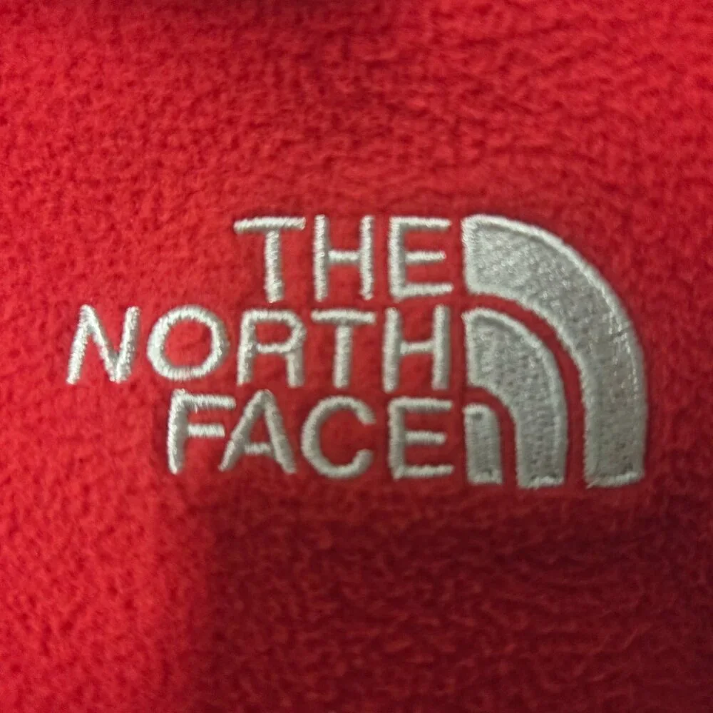 North Face Fleece Pullover – Bright Red, Size‎ Medium 1/4 zip Collard Neck